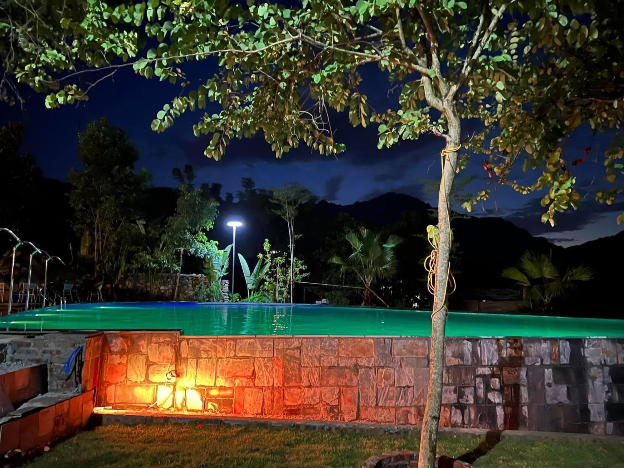 Tom'S Du Gia Homestay Làng Cac Buitenkant foto